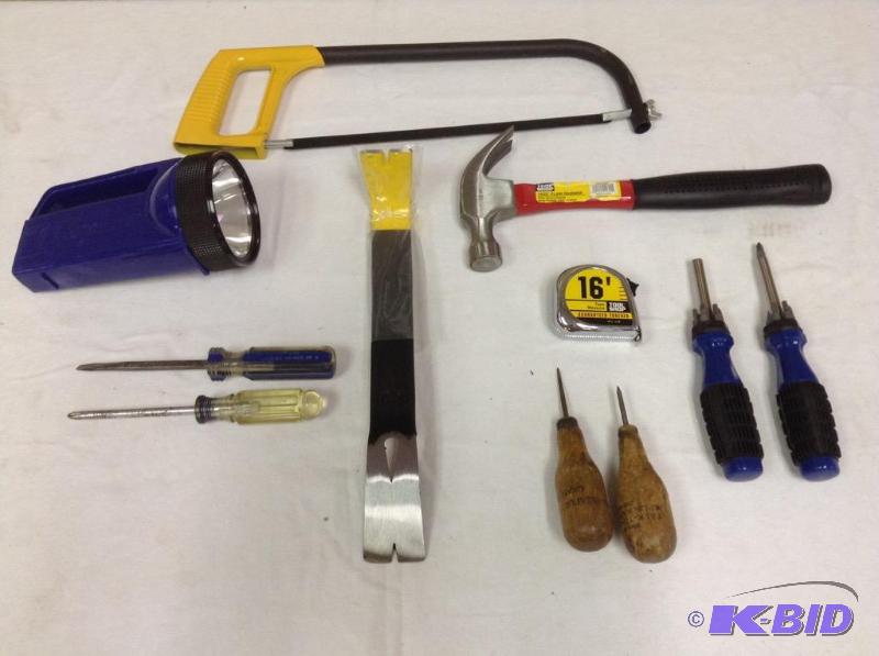 lot 42 image: Assortment of Hand Tools