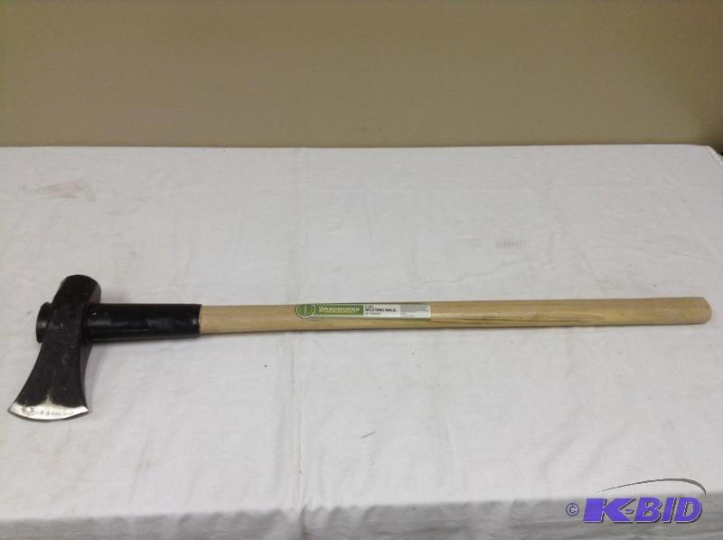 lot 49 image: Yardworks 6 Lbs Splitting Maul