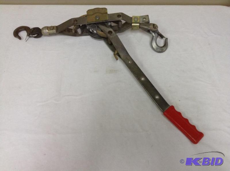 lot 57 image: Come Along Hoist