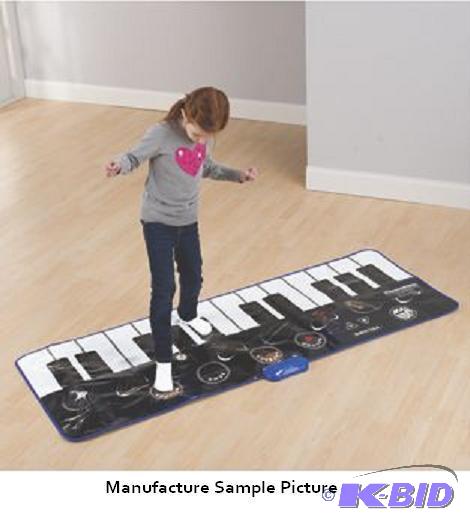 lot 140 image: Kids Station Toys Incorporated Musical Step O...