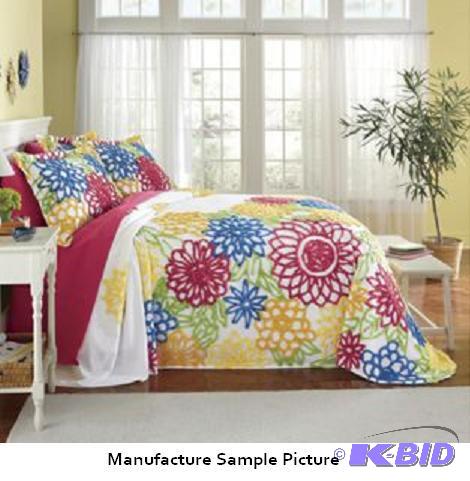 lot 84 image: Summer Garden Chenille Bedspread - 96 x 110 -...