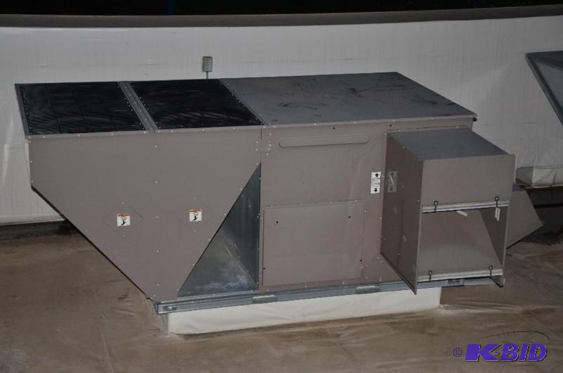 lot 148 image: Forced air furnace with cooling model ZU-12N2...