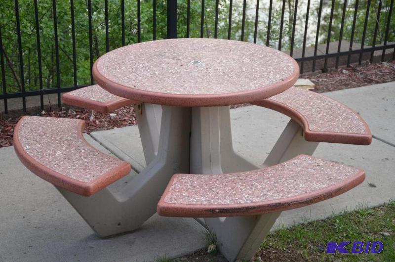 lot 20 image: One Brick Red Colored Wausau Tile Concrete Pi...