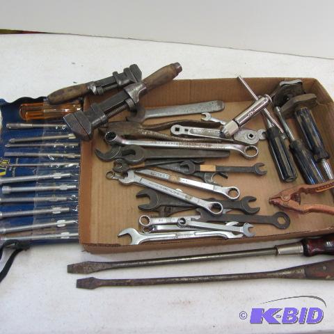 Monkey & Combo Wrenches