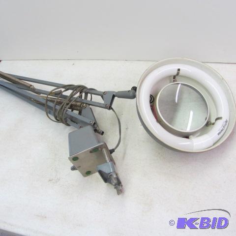Magnifying Shop Light