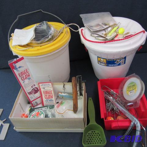 Minnow Buckets, Lures