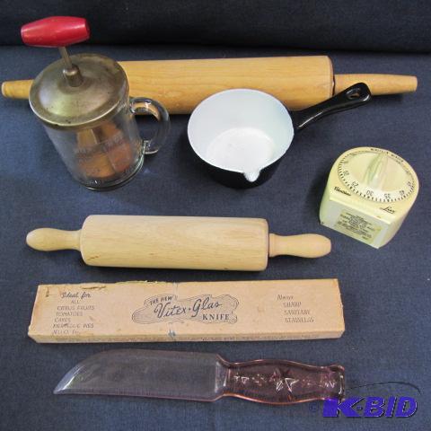 Vintage Kitchen Collectibles