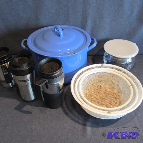 Soup Kettle, Strainers