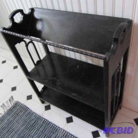Magazine Stand
