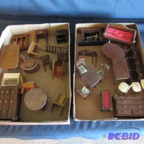 lot 403 image: Wooden Doll House Furniture