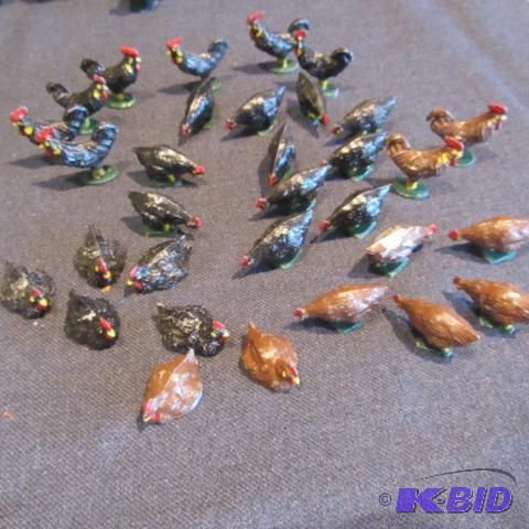 lot 431 image: Cast Metal Chickens
