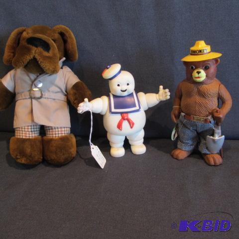 lot 446 image: Stay Puff, McGruff, Smokey