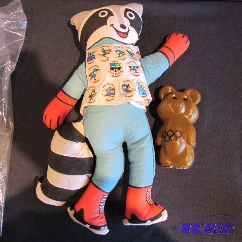 lot 471 image: Olympic Dolls