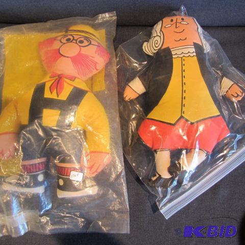 lot 476 image: Nestles & Franklin Life Dolls