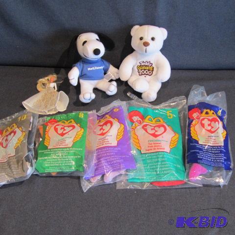 lot 494 image: Teddy Grahams, Barbie, Beanies