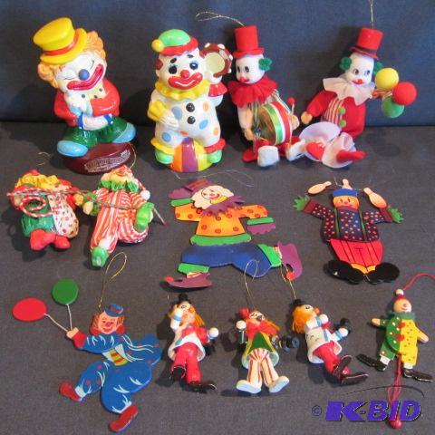 lot 532 image: Clown Bank, Motion, Compo