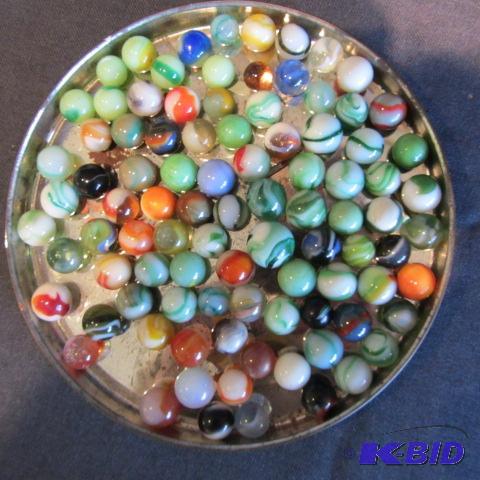 lot 545 image: Vintage Marbles