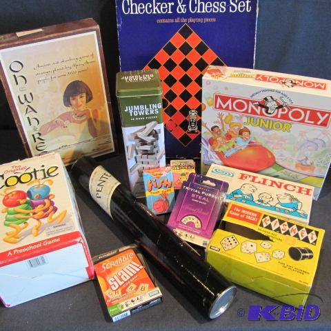 lot 549 image: Board & Card Games