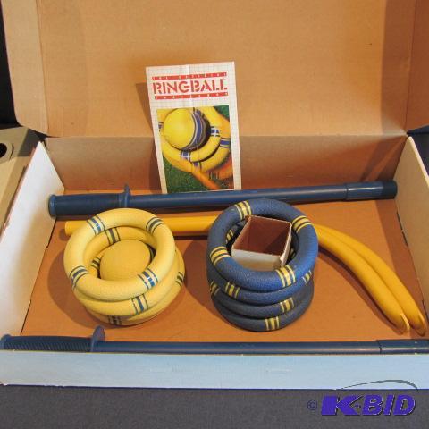 lot 561 image: Ringball Yard Game