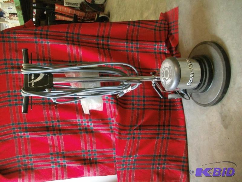 Power-Flite Classic 17&quot, 1 12 HP 175 RP...