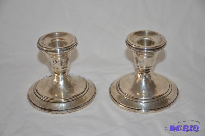 lot 10 image: 2 sterling silver Arrow Smith short candle s...