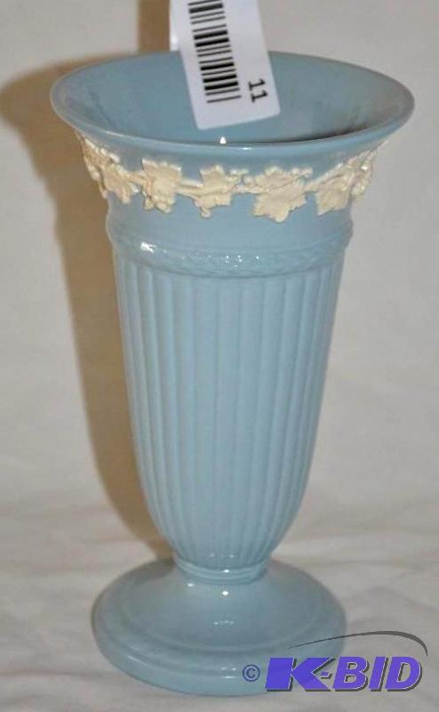lot 11 image: Wedgwood vase embossed queens ware. Made in E...