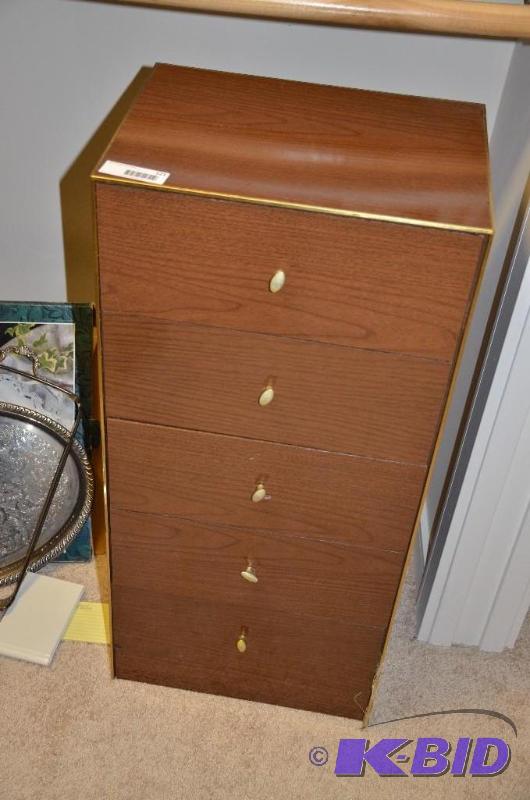 lot 121 image: Vintage possibly made in Sweden- light weight...