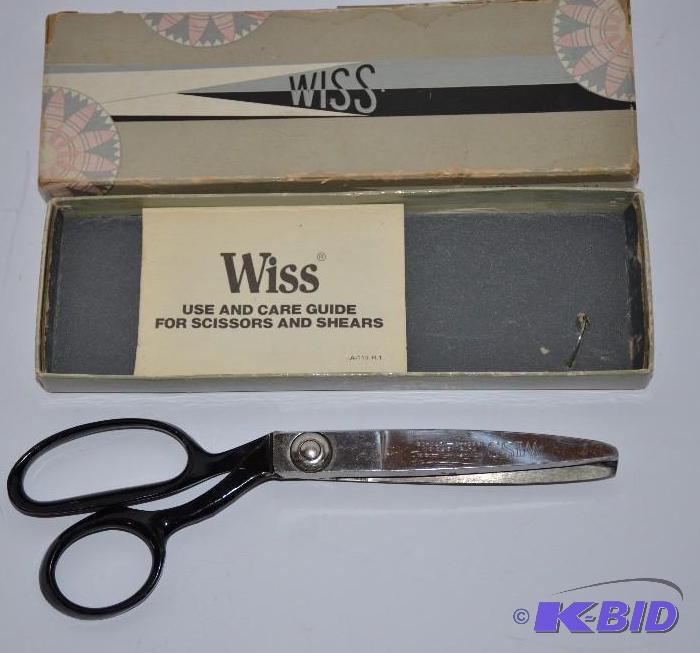 lot 190 image: Rare Wiss vintage scissors with original box-...