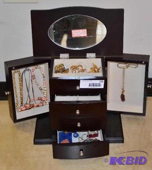 lot 223 image: Jewelry box filled with vintage to modern jew...