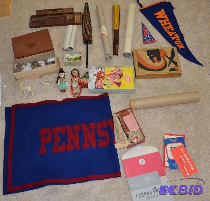 lot 234 image: Memoriabilia souveniers, advertising, japanes...