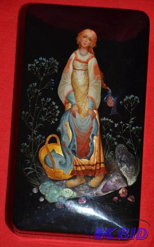 lot 38 image: Russian Lacquer art 3x5x1"...