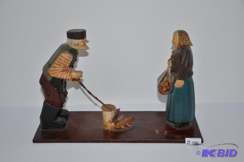 lot 41 image: Wood carving, 11x8"...