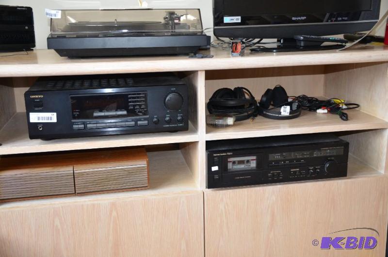 lot 69 image: Onkyo TX-8211 reciever with Harman  Kardon T...