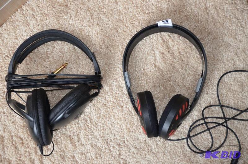 lot 70 image: sets of nice vintage headphones, Sennheiser H...