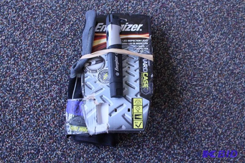 Eveready flashlight with gloves, customer return