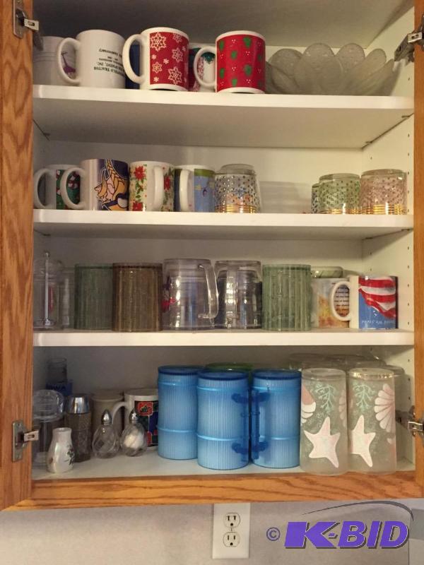 lot 17 image: Coffee Cups and More