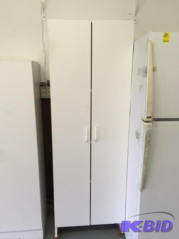 lot 30 image: Garage Cabinet