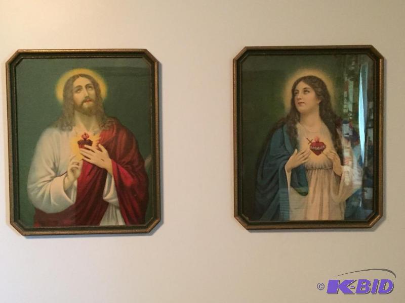 lot 4 image: Vintage Religious Art