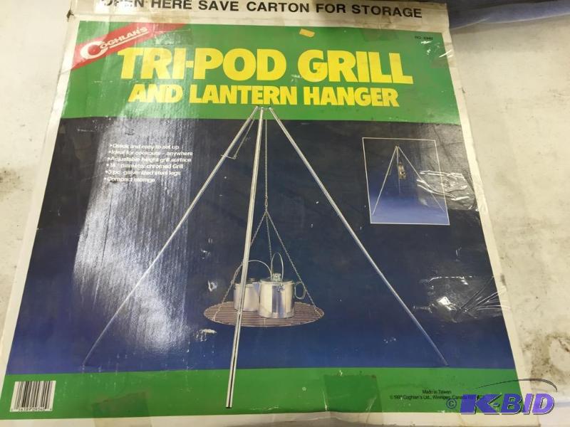 lot 44 image: Camping Tripod Lantern Hanger
