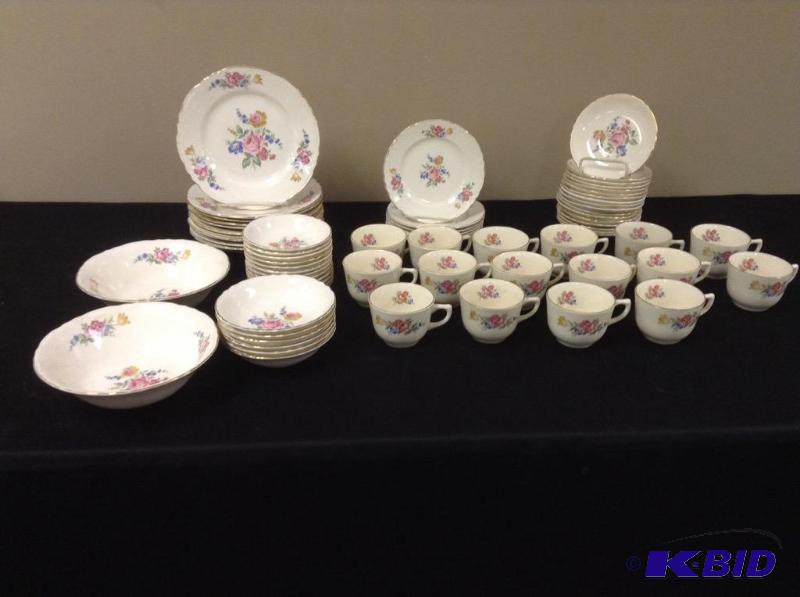 Vintage Floral Dinnerware Set