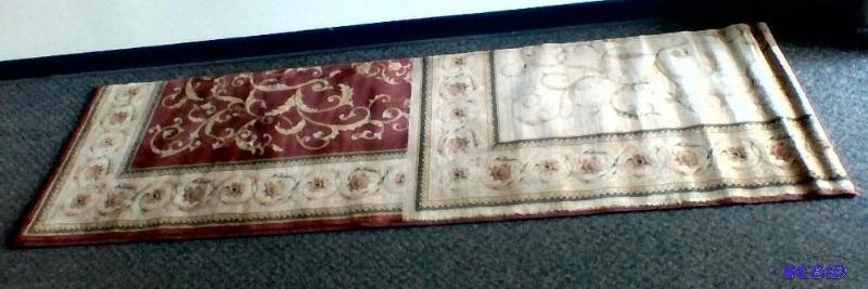 lot 44 image: Store Display Rug.  Runner Size not Full size Rug.Size is 90 x 27