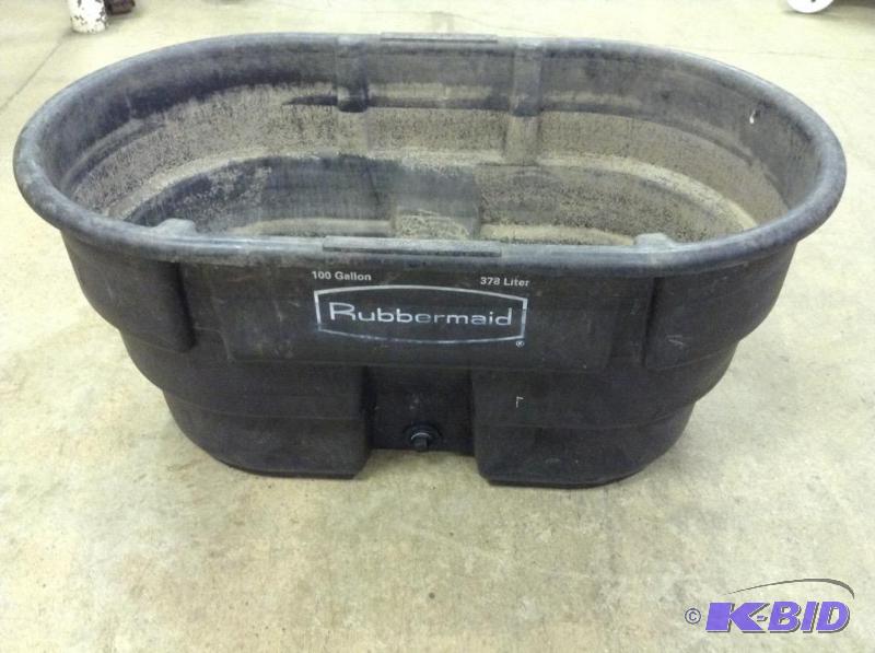 Rubbermaid 100 Gallon Tub