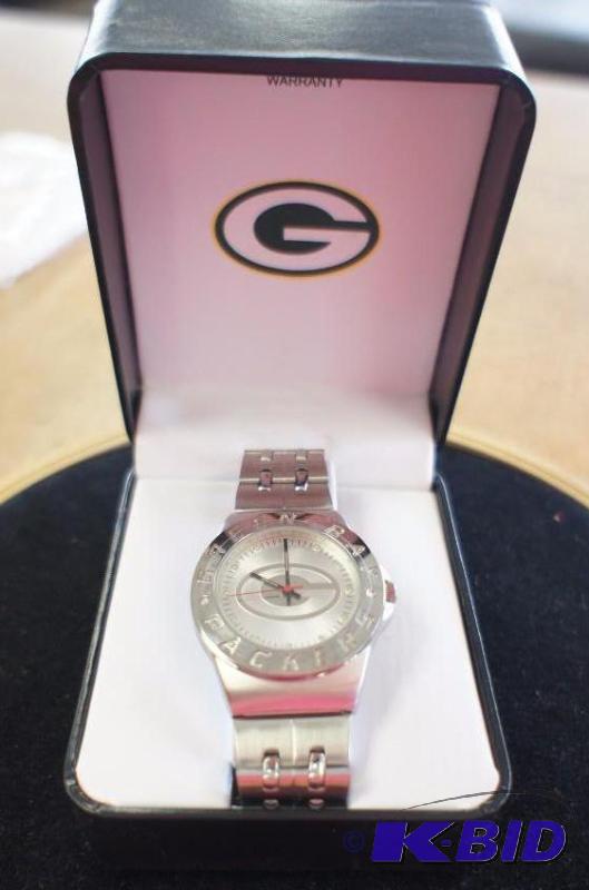 New GreenBay Packers Watch - MSRP $119.99 - S...