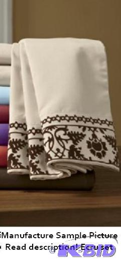 lot 132 image: Flocked Trellis Microfiber Sheet Set - King -...