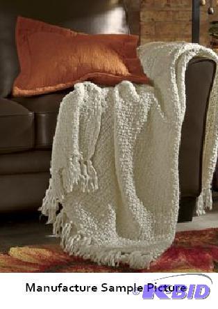 lot 133 image: M K Home Chunky Knit Throw - Loose-knit baske...