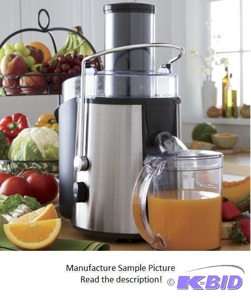 lot 69 image: Juice Extractor - Silver - This extractor wil...