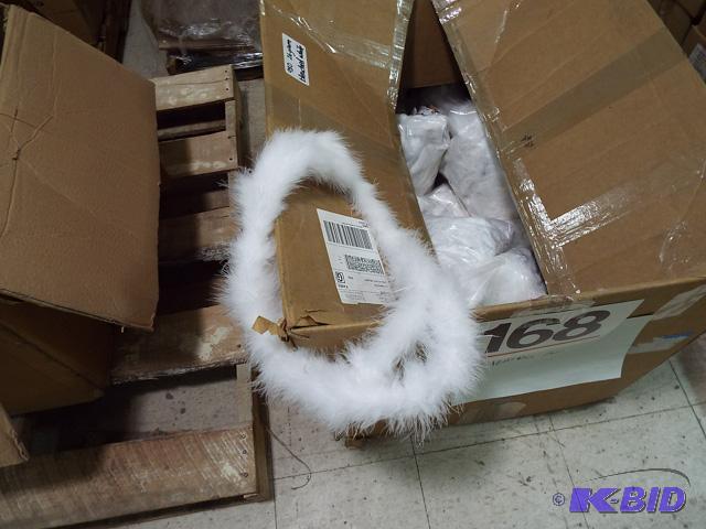 White Feather Boas Approx. 300