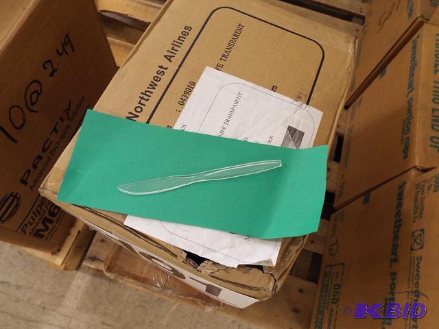 NWA Plastic Knifes 2cs2000