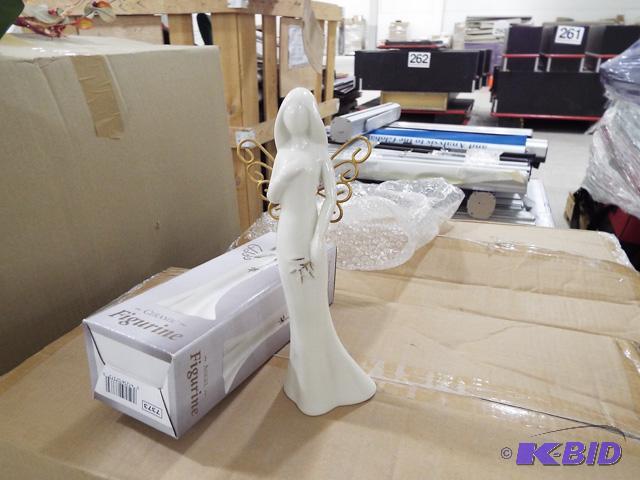 #7373 Ceramic Angel Figurine 2cs48