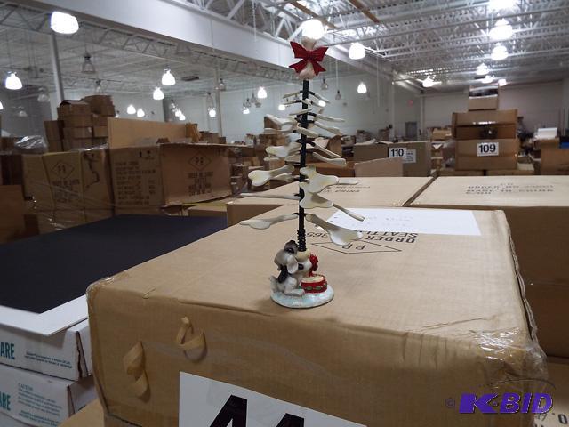 Dog bone wobble tree